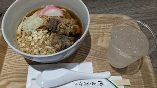 赤鶏うどん